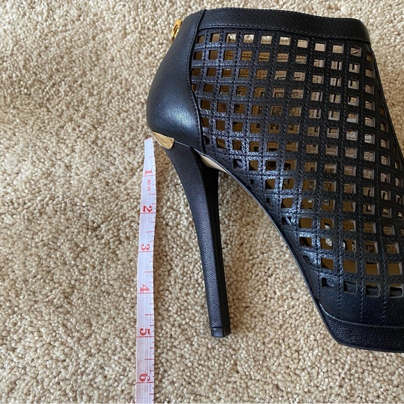 🚫Sold Ⓜ️erc🅰️ri Michael Kors Caged Heels 7.5 - Picture 9 of 11